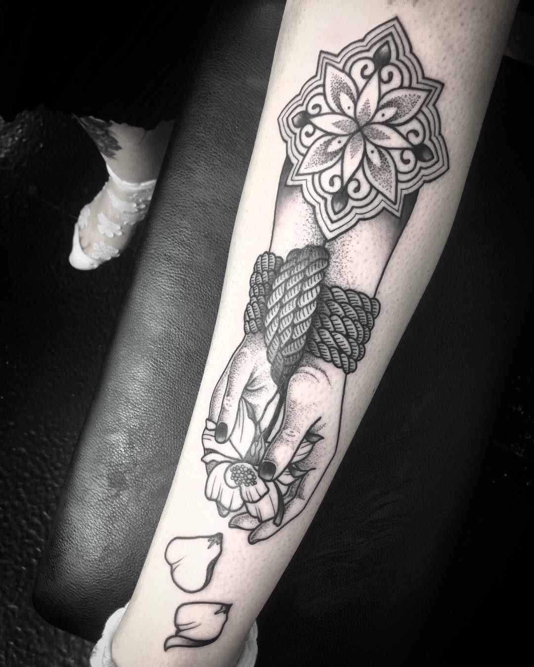 Tattoo artist Chris Bint SouthendonSea, United Kingdom iNKPPL